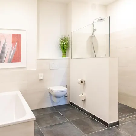 Intermar & 4* グリュックスブルク