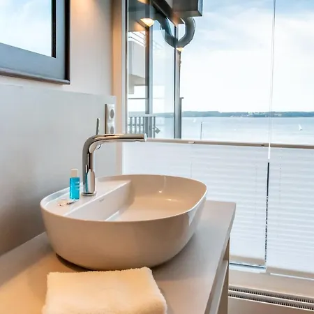 アパートホテル Intermar &