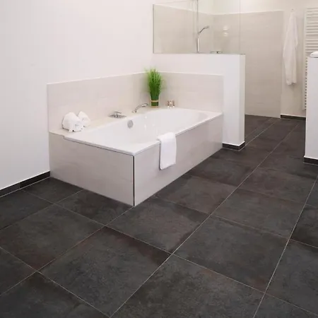 アパートホテル Intermar &