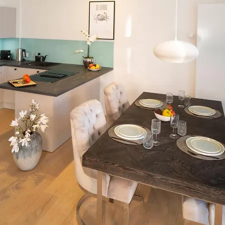 Intermar & グリュックスブルク