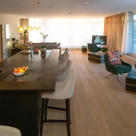 Intermar & アパートホテル