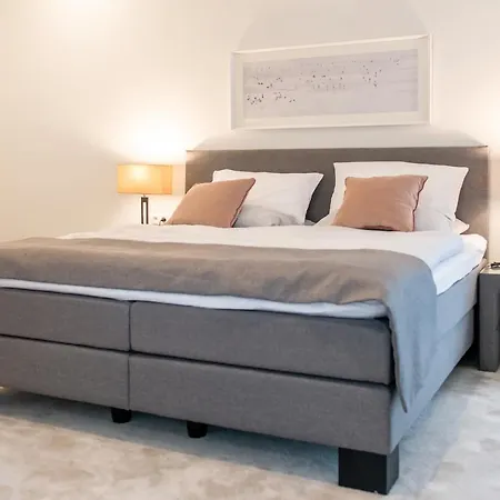 アパートホテル Intermar & 4*