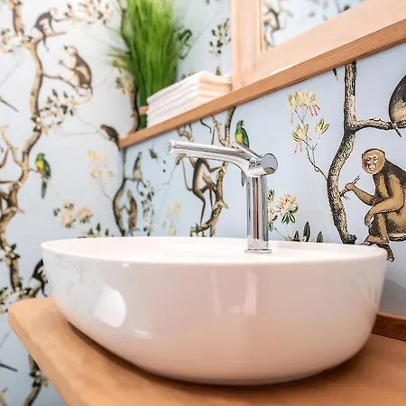 Intermar & アパートホテル