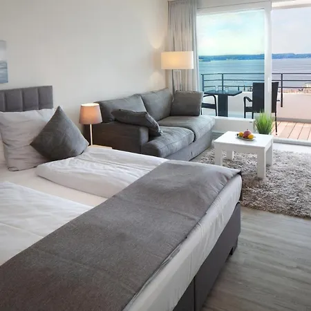 アパートホテル Intermar &