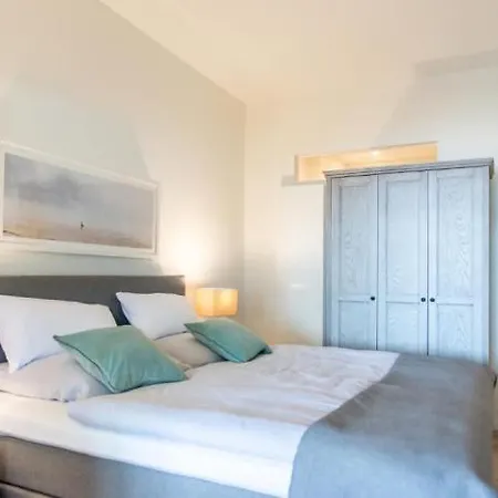 Aparthotel Intermar & *
