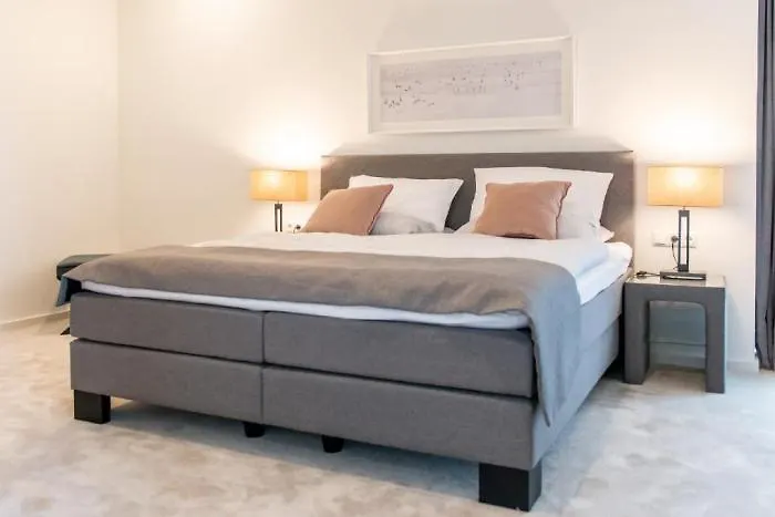 Aparthotel Intermar & *